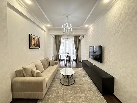 Kirayə verilir 2 otaqlı mənzil 70 m²