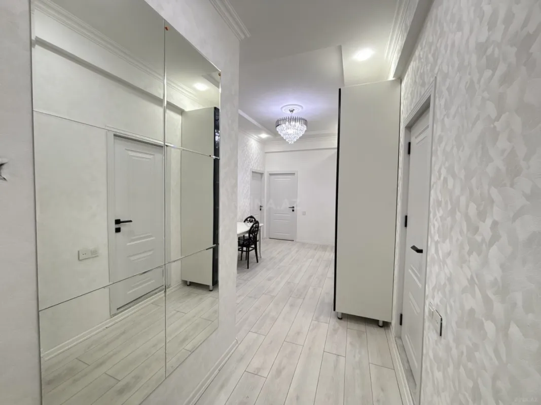 Kirayə verilir 2 otaqlı mənzil 70 m²