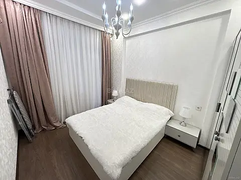 Kirayə verilir 2 otaqlı mənzil 70 m²