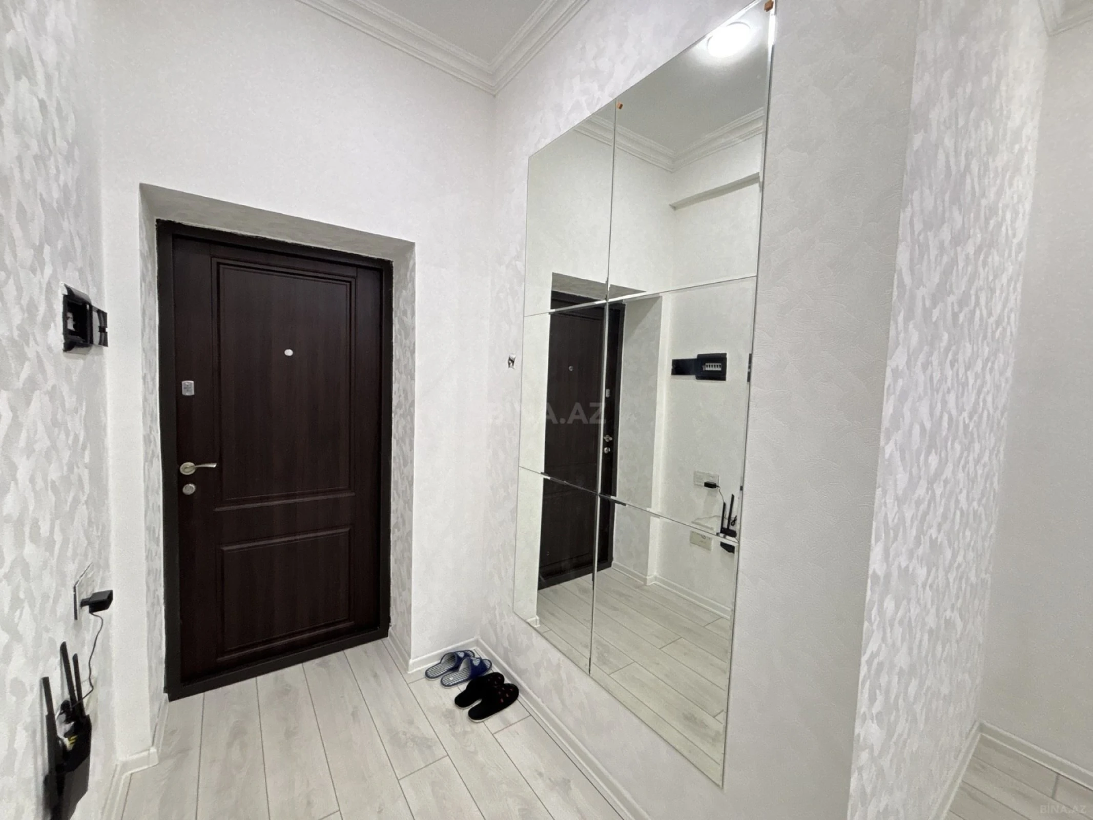 Kirayə verilir 2 otaqlı mənzil 70 m²