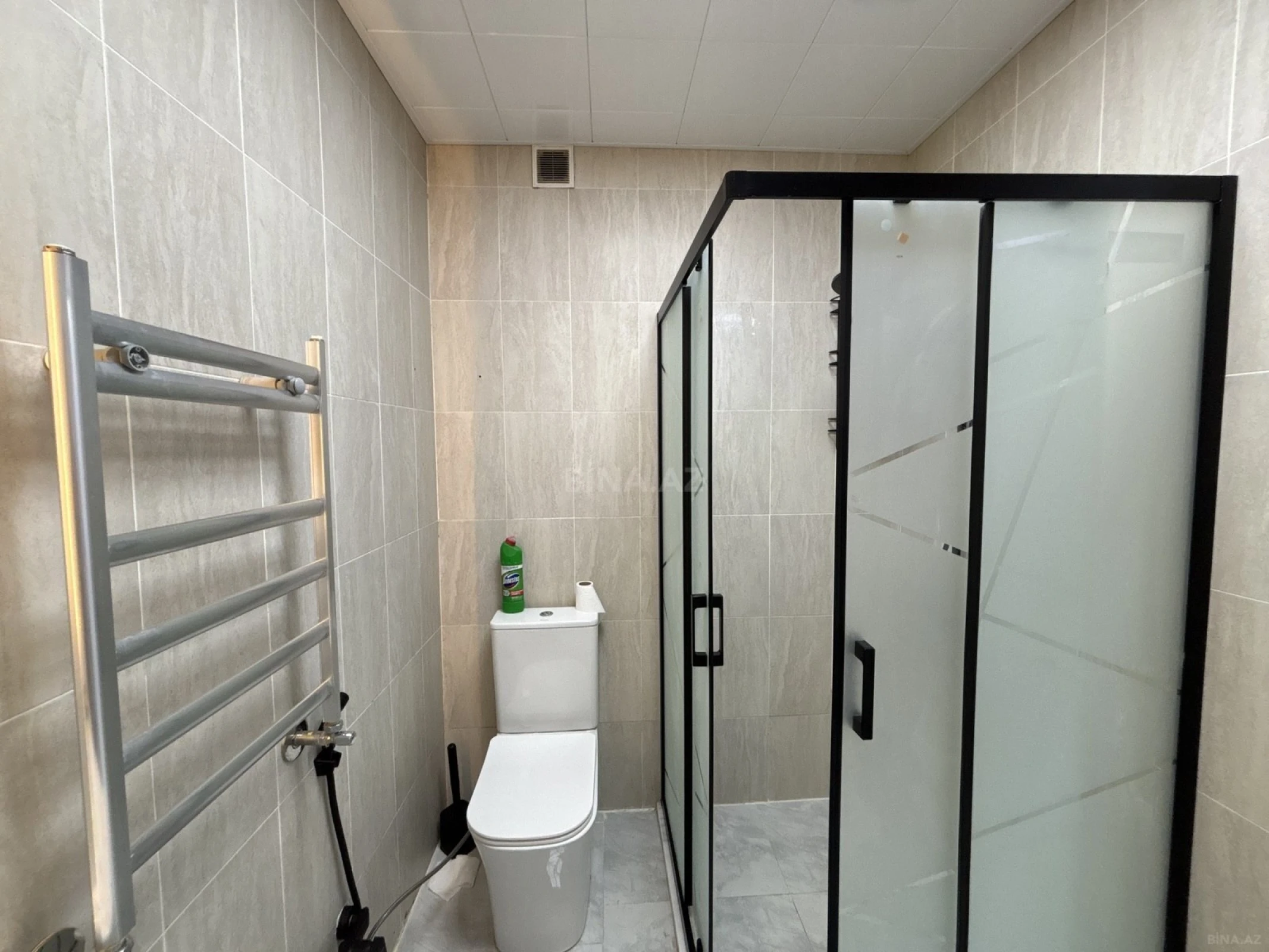 Kirayə verilir 2 otaqlı mənzil 70 m²