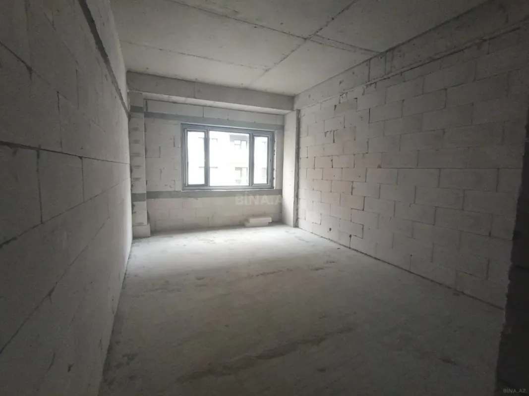 Satılır 3 otaqlı mənzil 128 m²
