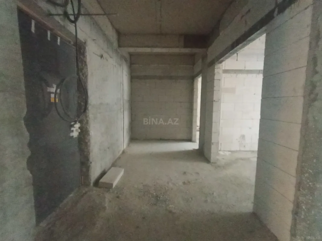 Satılır 3 otaqlı mənzil 128 m²