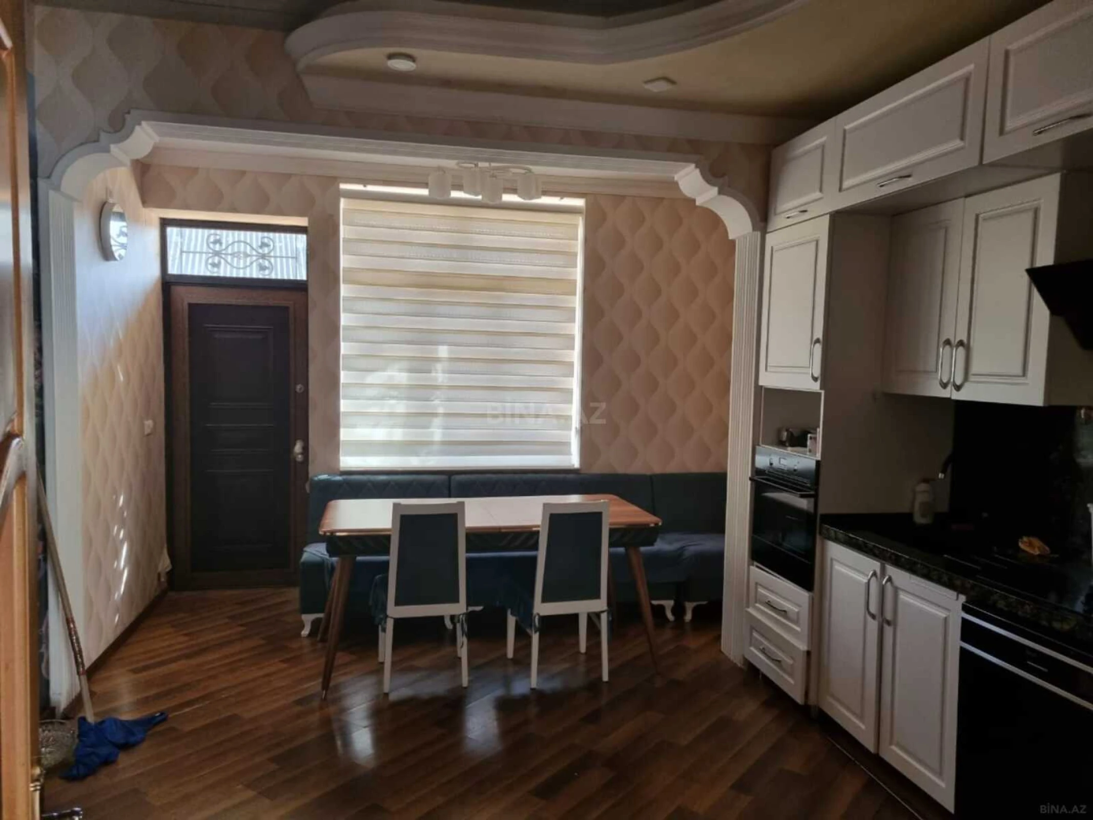 Satılır 6 otaqlı həyət evi 450 m²