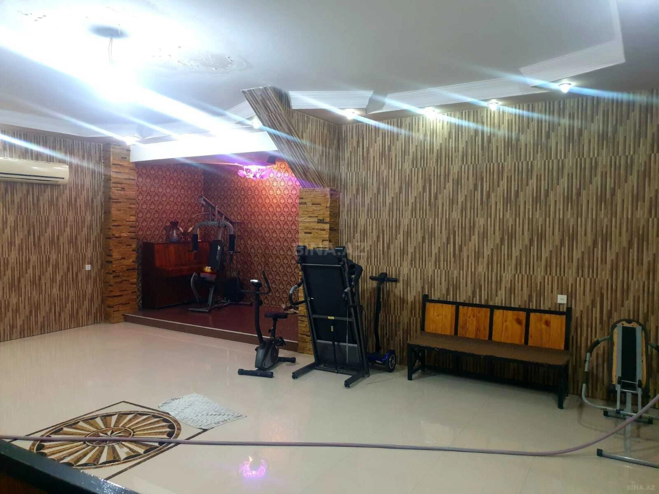 Satılır 6 otaqlı həyət evi 450 m²