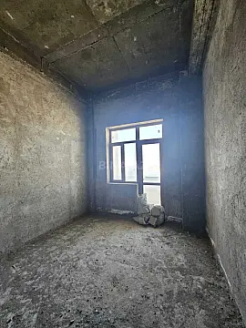 Satılır 2 otaqlı mənzil 70 m²