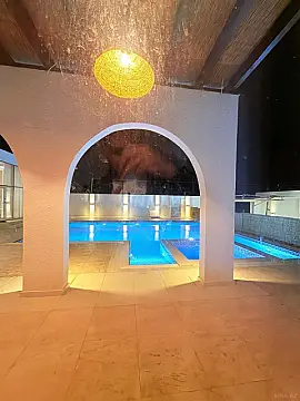 Kirayə verilir 4 otaqlı həyət evi 300 m²