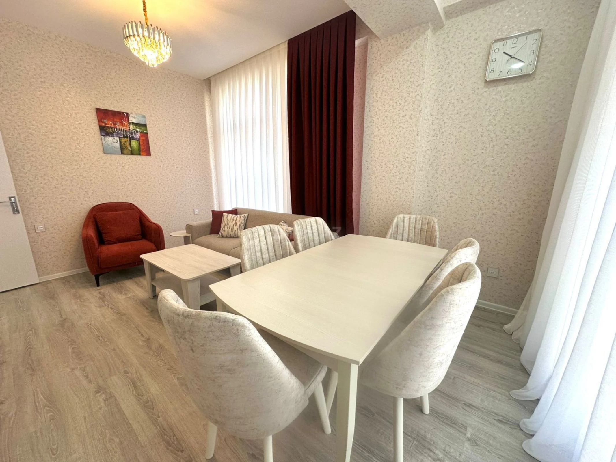 Kirayə verilir 2 otaqlı mənzil 60 m²