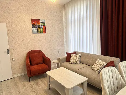 Kirayə verilir 2 otaqlı mənzil 60 m²