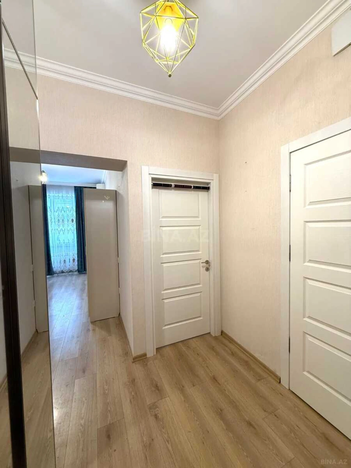 Satılır 2 otaqlı mənzil 47 m²