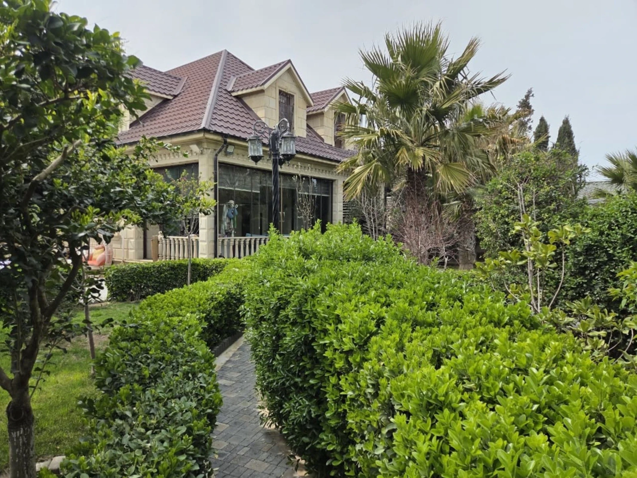 Kirayə verilir 5 otaqlı həyət evi 200 m²