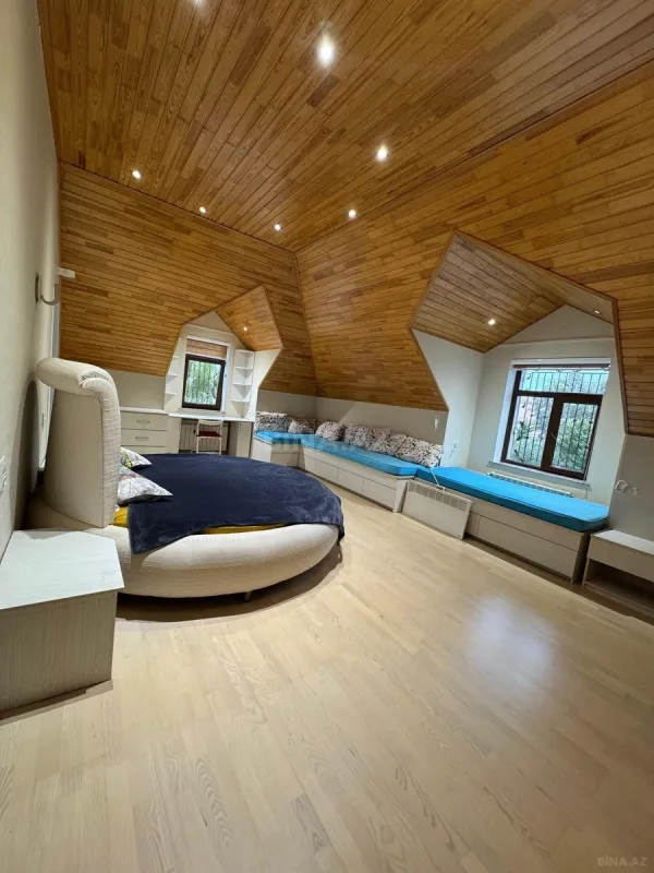 Kirayə verilir 5 otaqlı həyət evi 200 m²