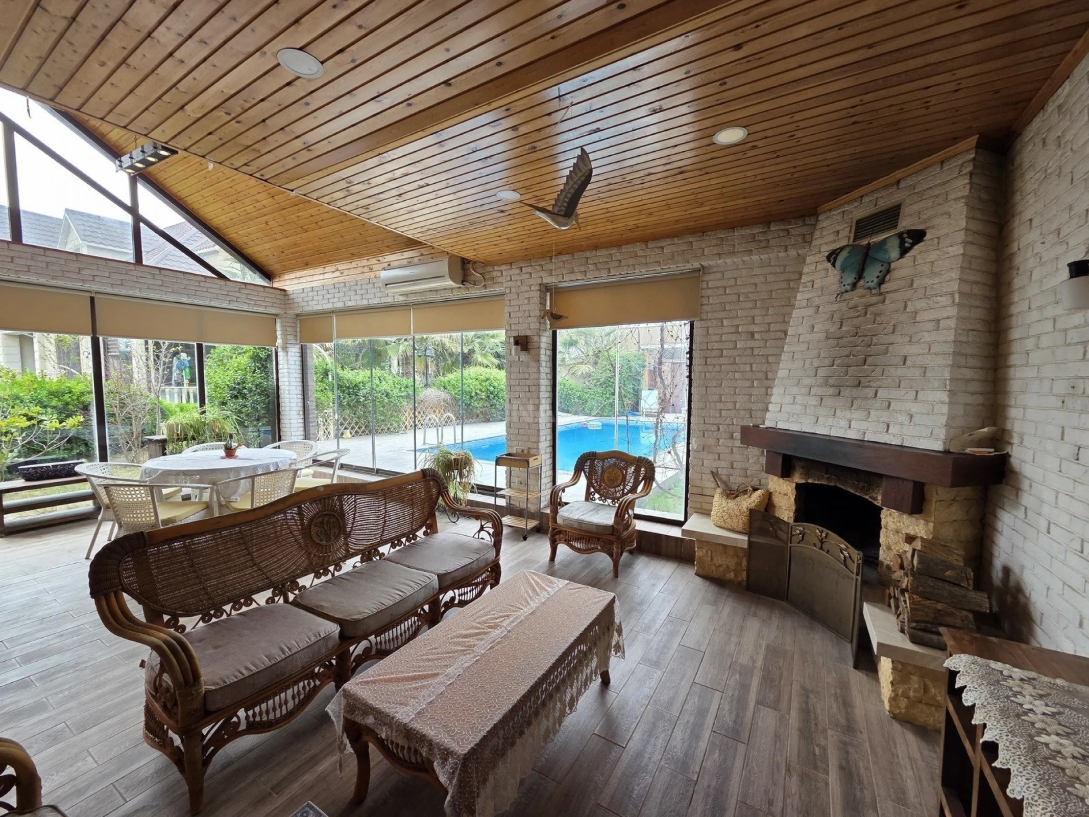 Kirayə verilir 5 otaqlı həyət evi 200 m²