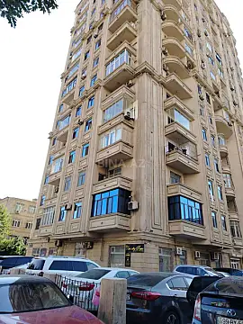 Kirayə verilir 3 otaqlı mənzil 130 m² — Bakı, Nərimanov 3 otaq 130.00 m²