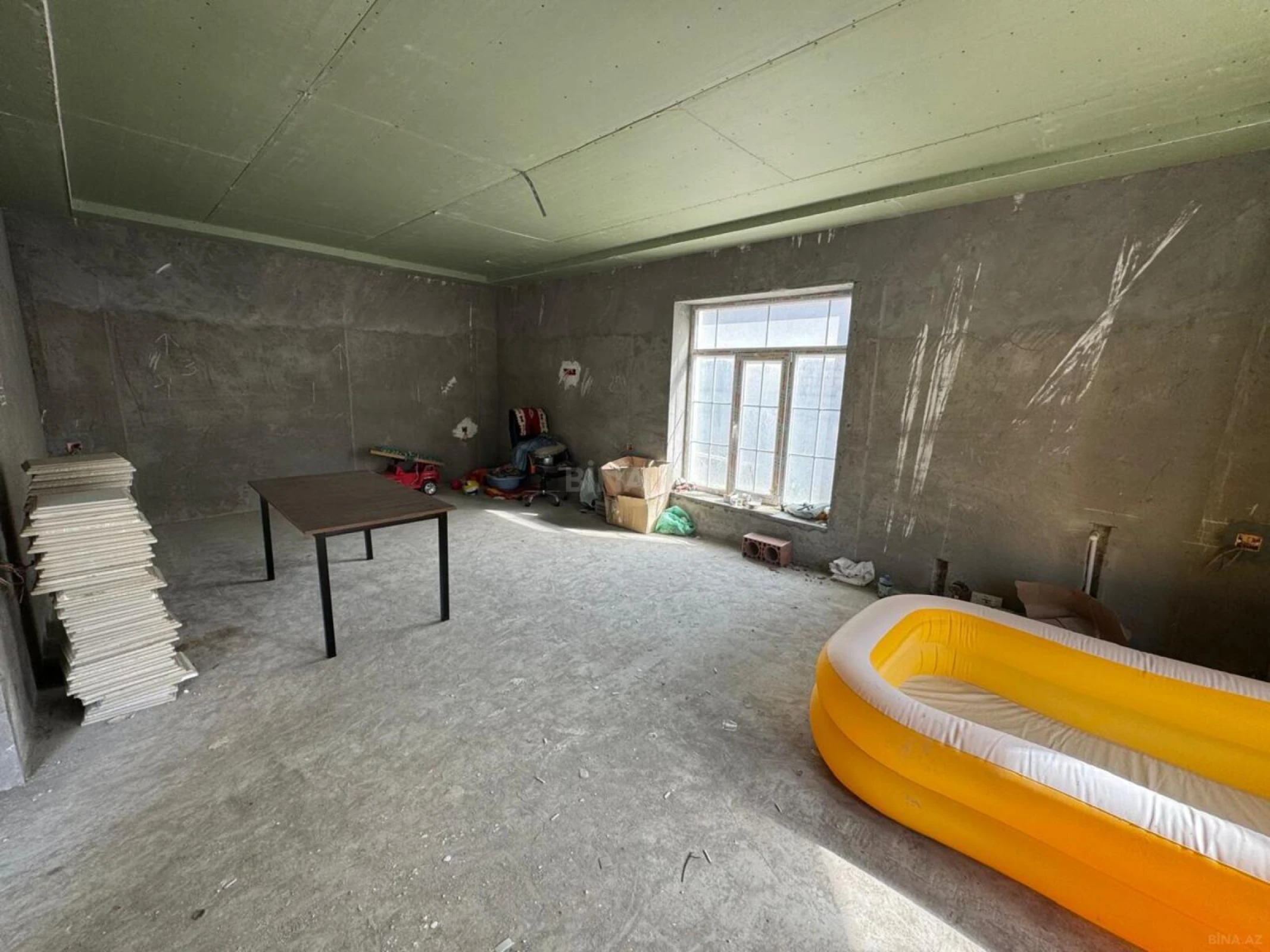 Satılır həyət evi 220 m²