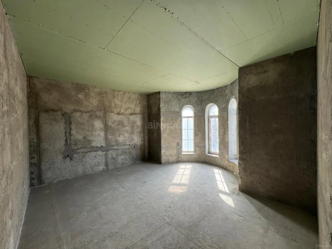 Satılır həyət evi 220 m²