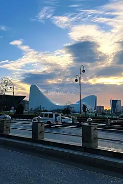 Satılır 2 otaqlı mənzil 74 m²