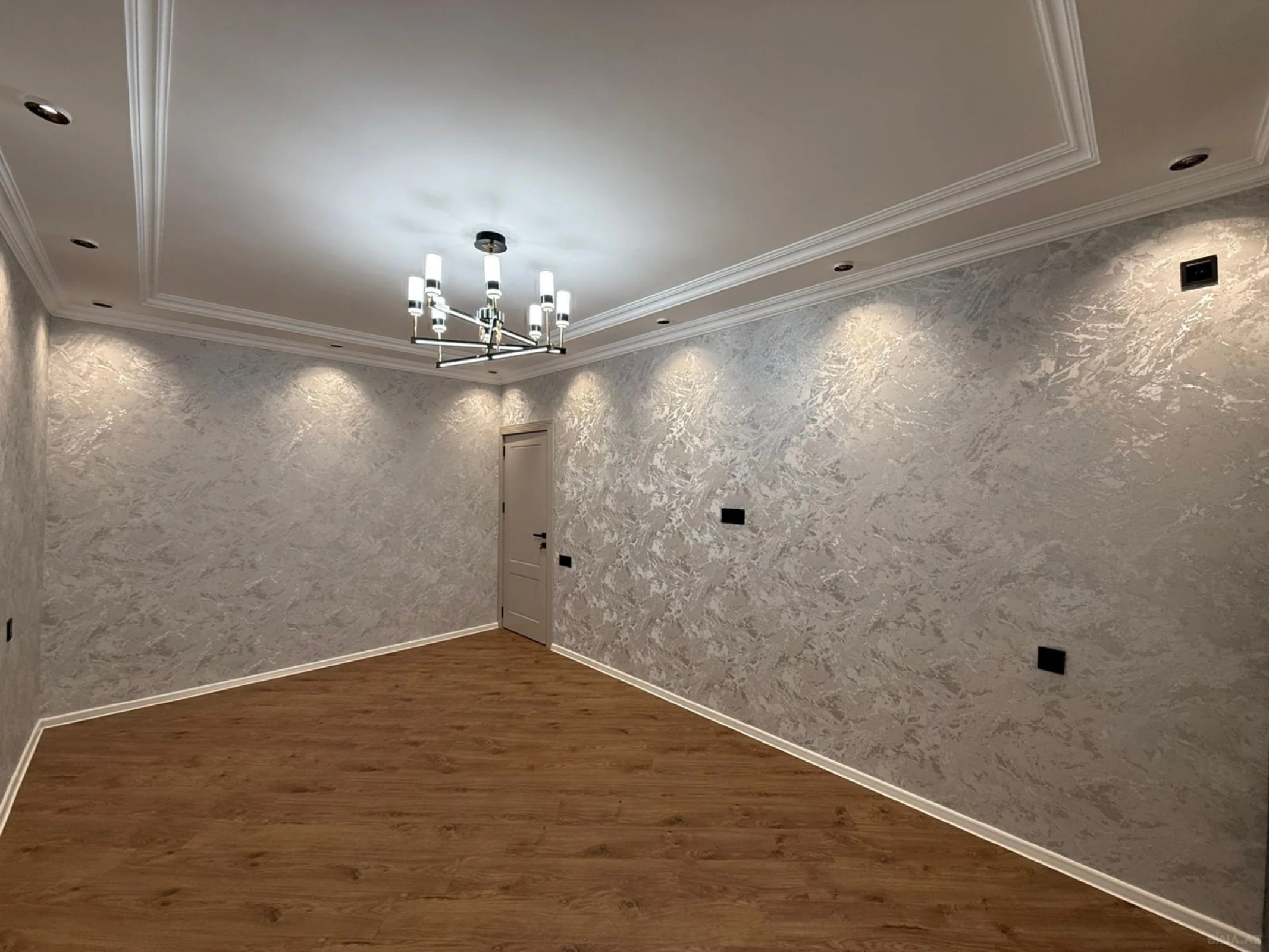 Satılır 3 otaqlı mənzil 80 m²