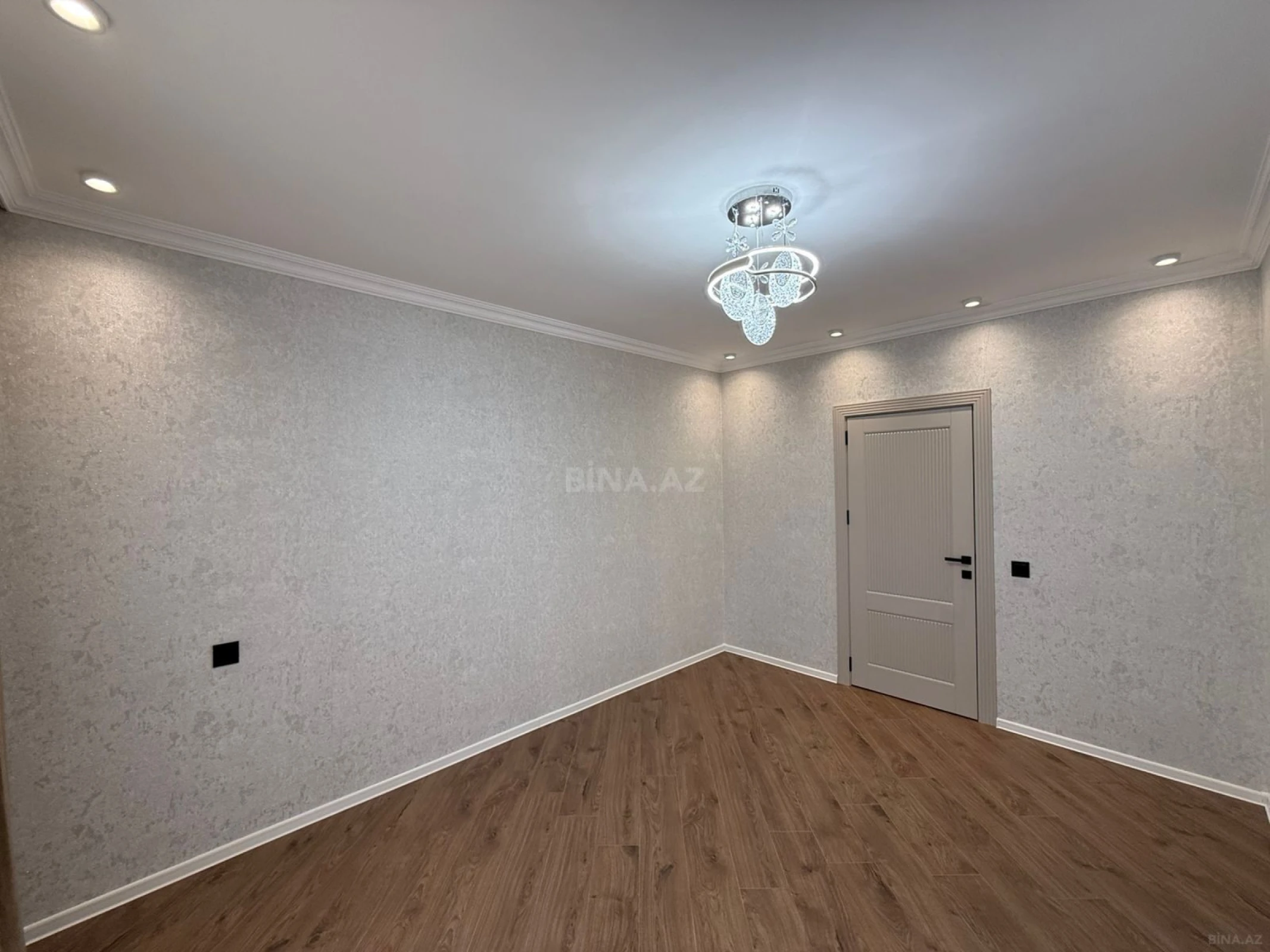 Satılır 3 otaqlı mənzil 80 m²