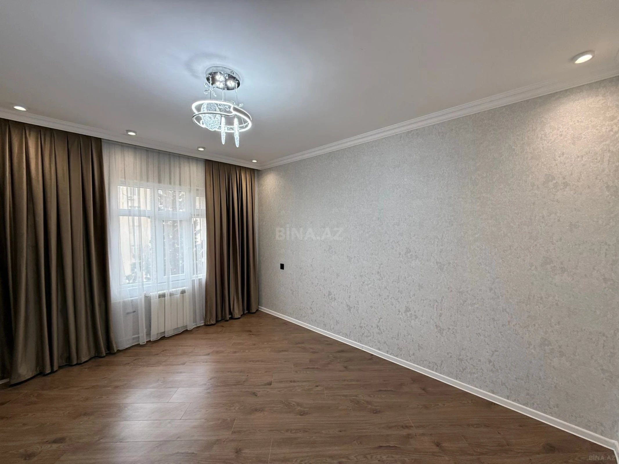 Satılır 3 otaqlı mənzil 80 m²