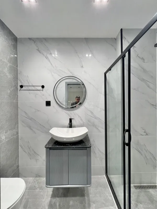 Satılır 2 otaqlı mənzil 65 m²