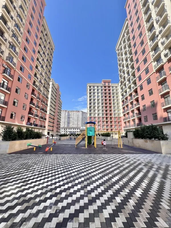 Satılır 2 otaqlı mənzil 65 m²