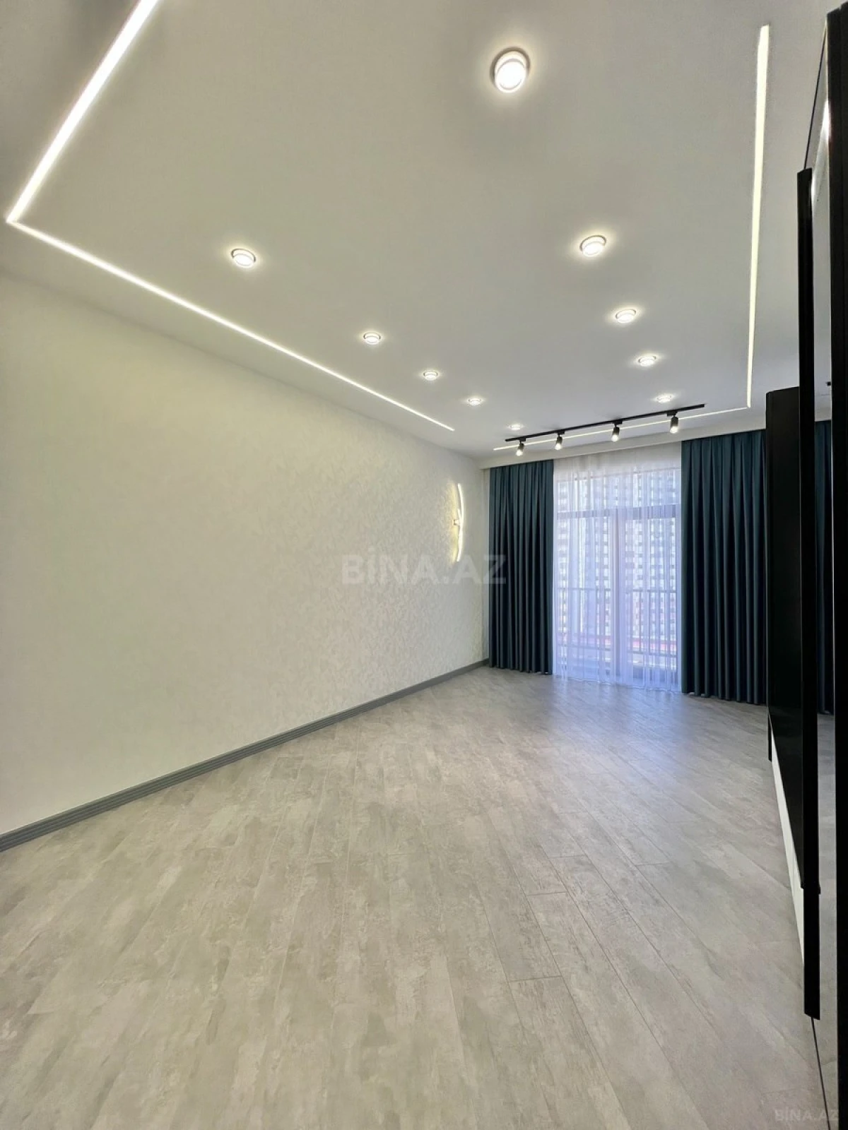 Satılır 2 otaqlı mənzil 65 m²