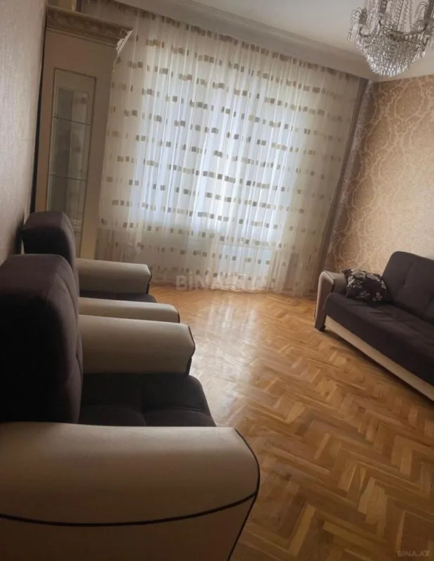 Kirayə verilir 3 otaqlı mənzil 105 m²