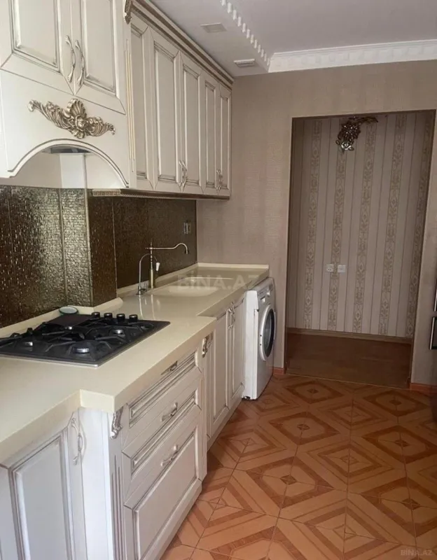 Kirayə verilir 3 otaqlı mənzil 105 m²