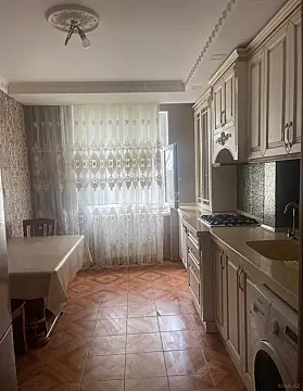 Kirayə verilir 3 otaqlı mənzil 105 m²