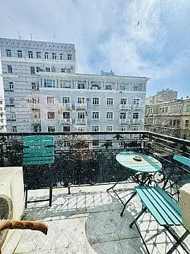 Kirayə verilir 2 otaqlı mənzil 75 m²