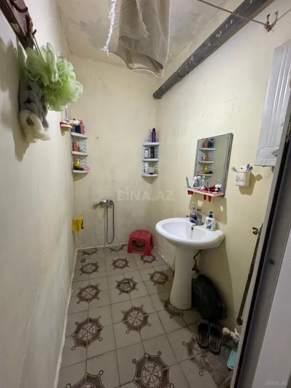 Satılır 4 otaqlı mənzil 100 m²