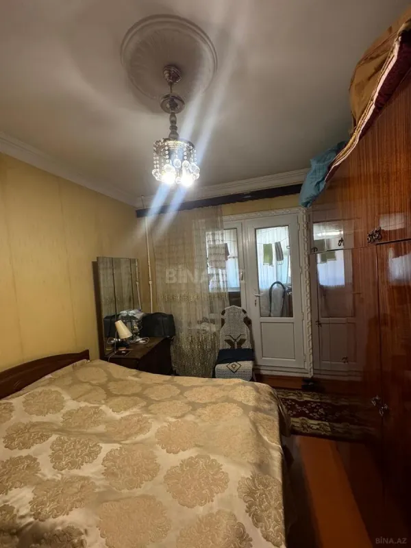 Satılır 4 otaqlı mənzil 100 m²