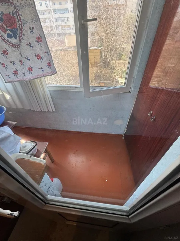 Satılır 4 otaqlı mənzil 100 m²