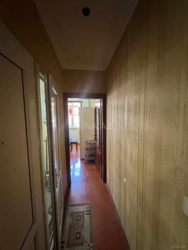 Satılır 4 otaqlı mənzil 100 m²