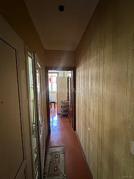 Satılır 4 otaqlı mənzil 100 m²