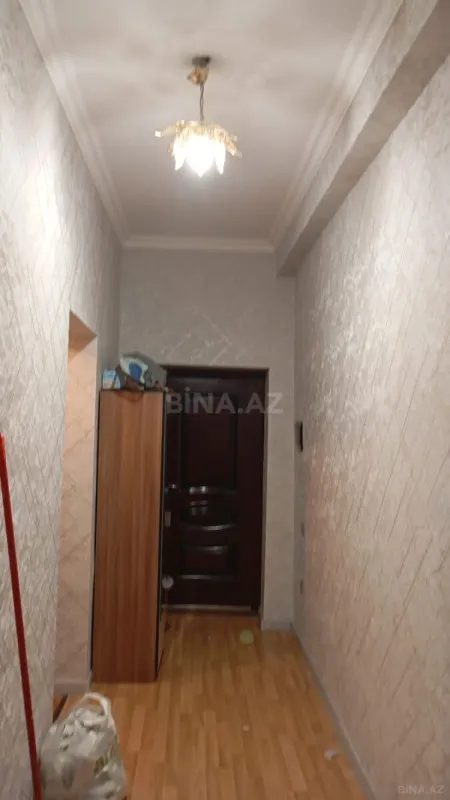 Satılır 2 otaqlı mənzil 74 m²