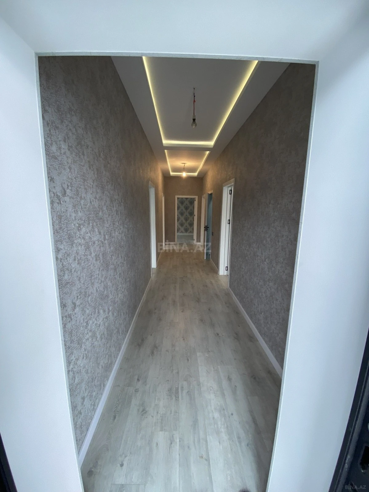 Satılır 4 otaqlı həyət evi 130 m²