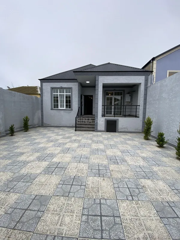 Satılır 4 otaqlı həyət evi 130 m²