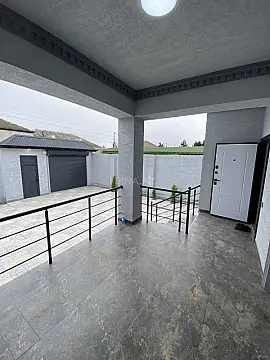 Satılır 4 otaqlı həyət evi 130 m²