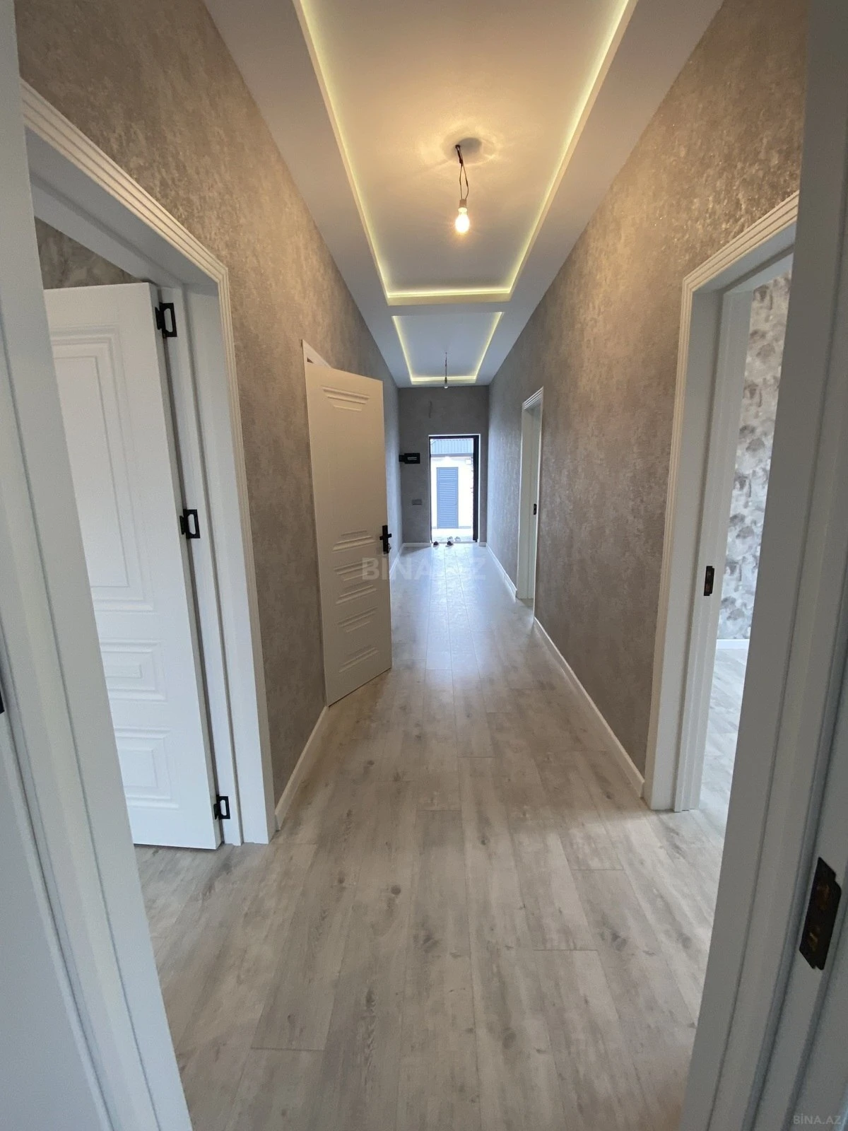Satılır 4 otaqlı həyət evi 130 m²