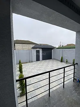 Satılır 4 otaqlı həyət evi 130 m²