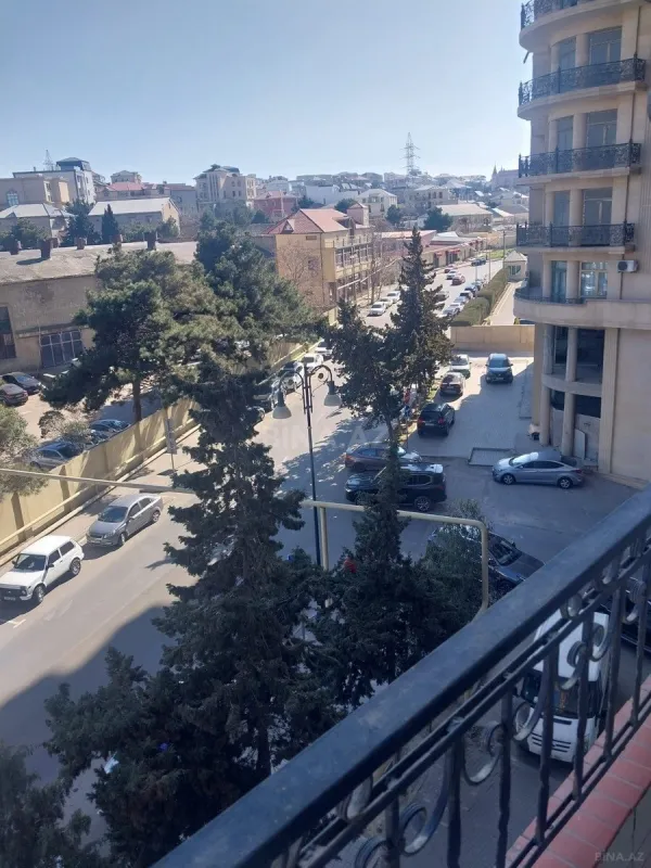 Kirayə verilir 2 otaqlı mənzil 89 m²
