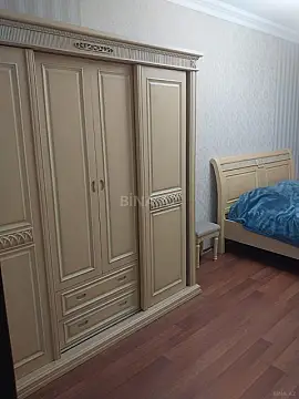 Kirayə verilir 2 otaqlı mənzil 89 m²