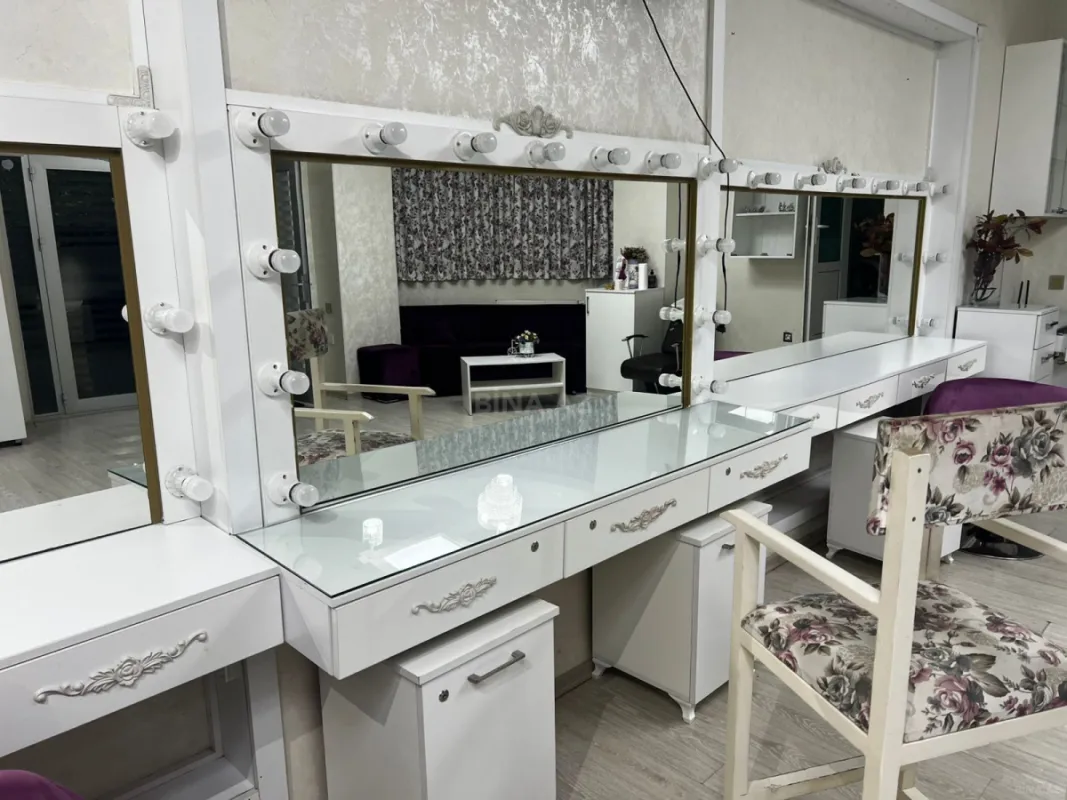 Satılır obyekt 55 m²