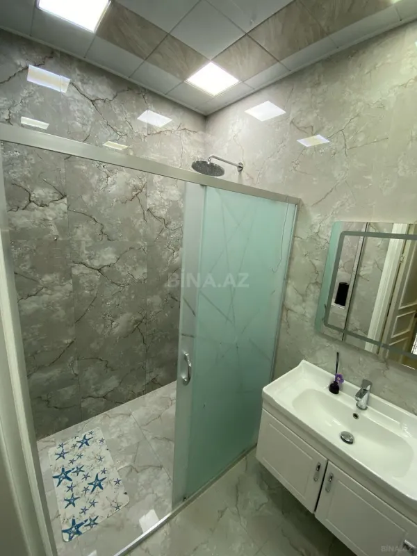 Kirayə verilir 2 otaqlı mənzil 90 m²