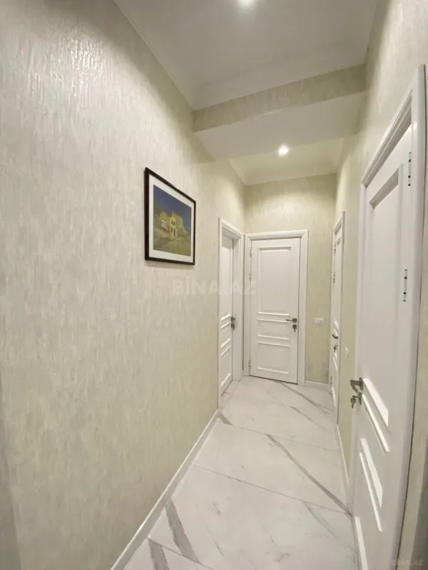 Kirayə verilir 2 otaqlı mənzil 90 m²