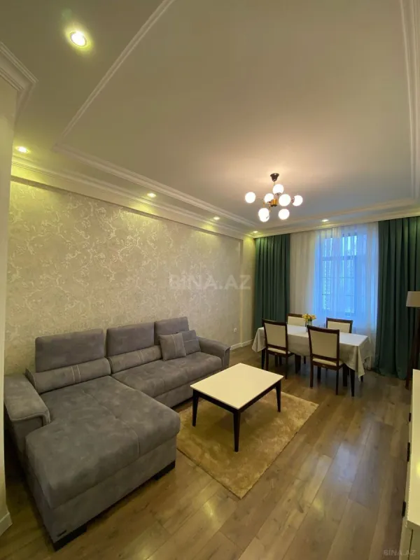 Kirayə verilir 2 otaqlı mənzil 90 m²