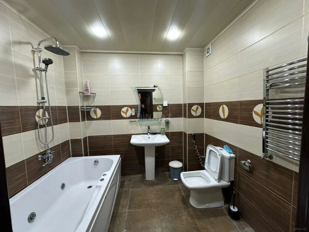 Kirayə verilir 3 otaqlı mənzil 125 m²