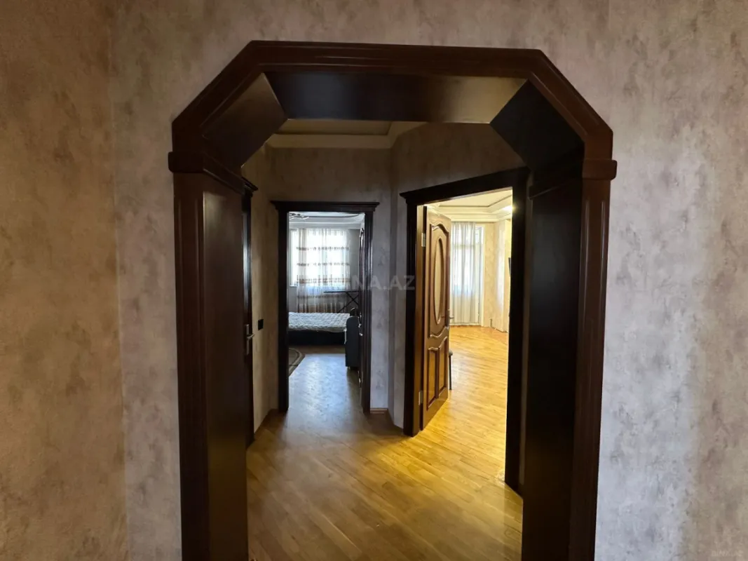 Kirayə verilir 3 otaqlı mənzil 125 m²